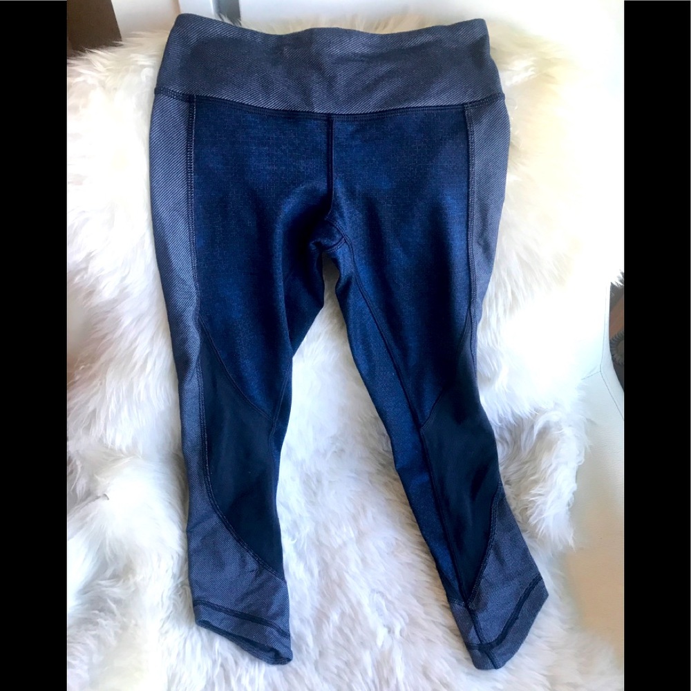 Lululemon denim patch print crops 2
